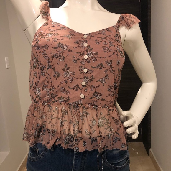 American Rag top - Picture 2 of 3